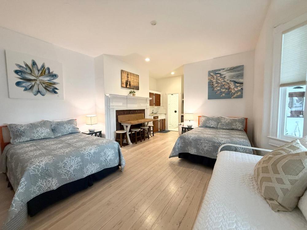 Deluxe Double Room interior